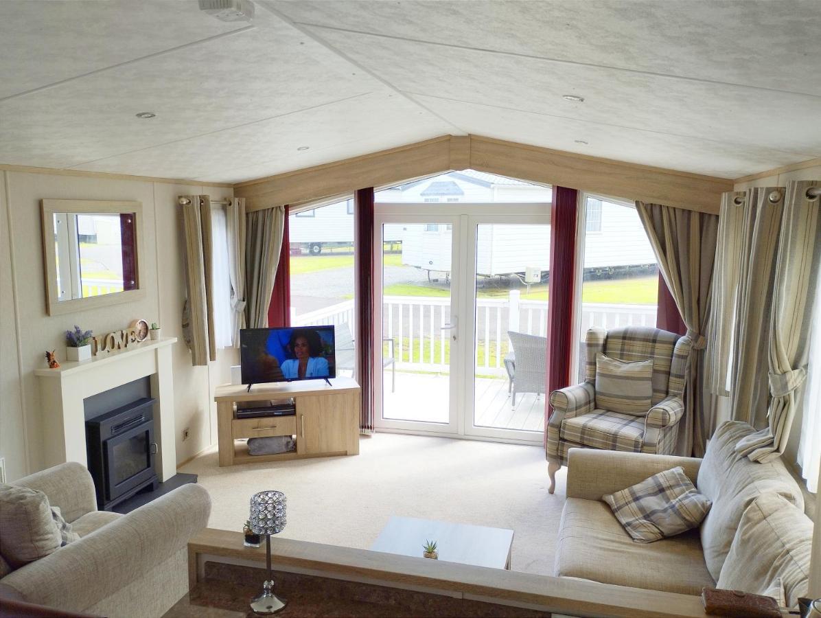 Sand Le Mere Holiday Village Caravan Hire Tunstall  ภายนอก รูปภาพ