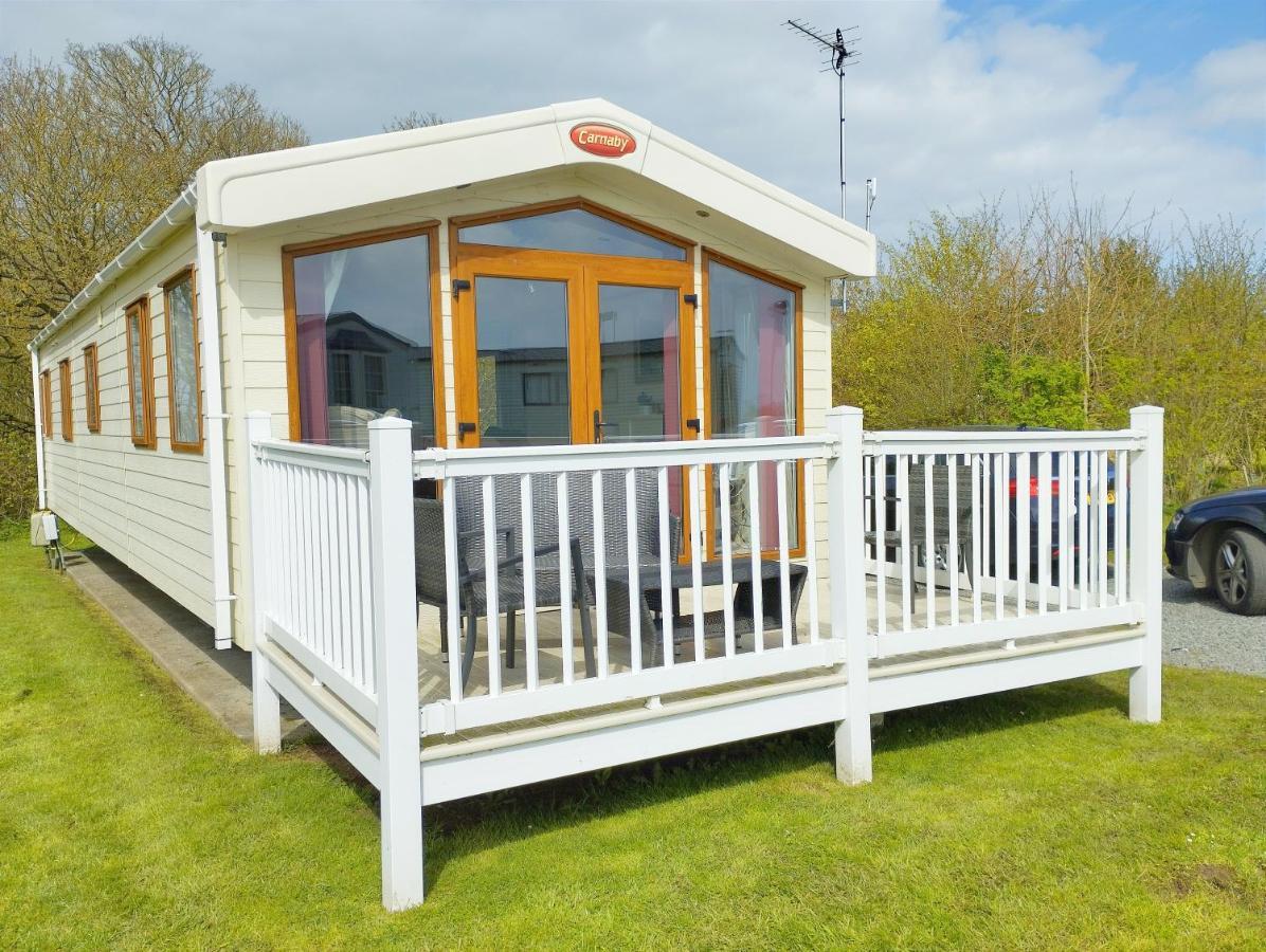 Sand Le Mere Holiday Village Caravan Hire Tunstall  ภายนอก รูปภาพ